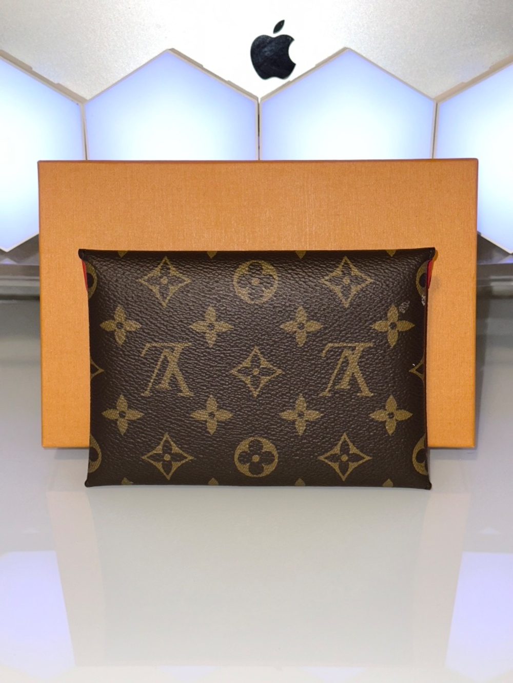 Louis Vuitton Kirigami Pochette (Medium Size) - Picture 2 of 6